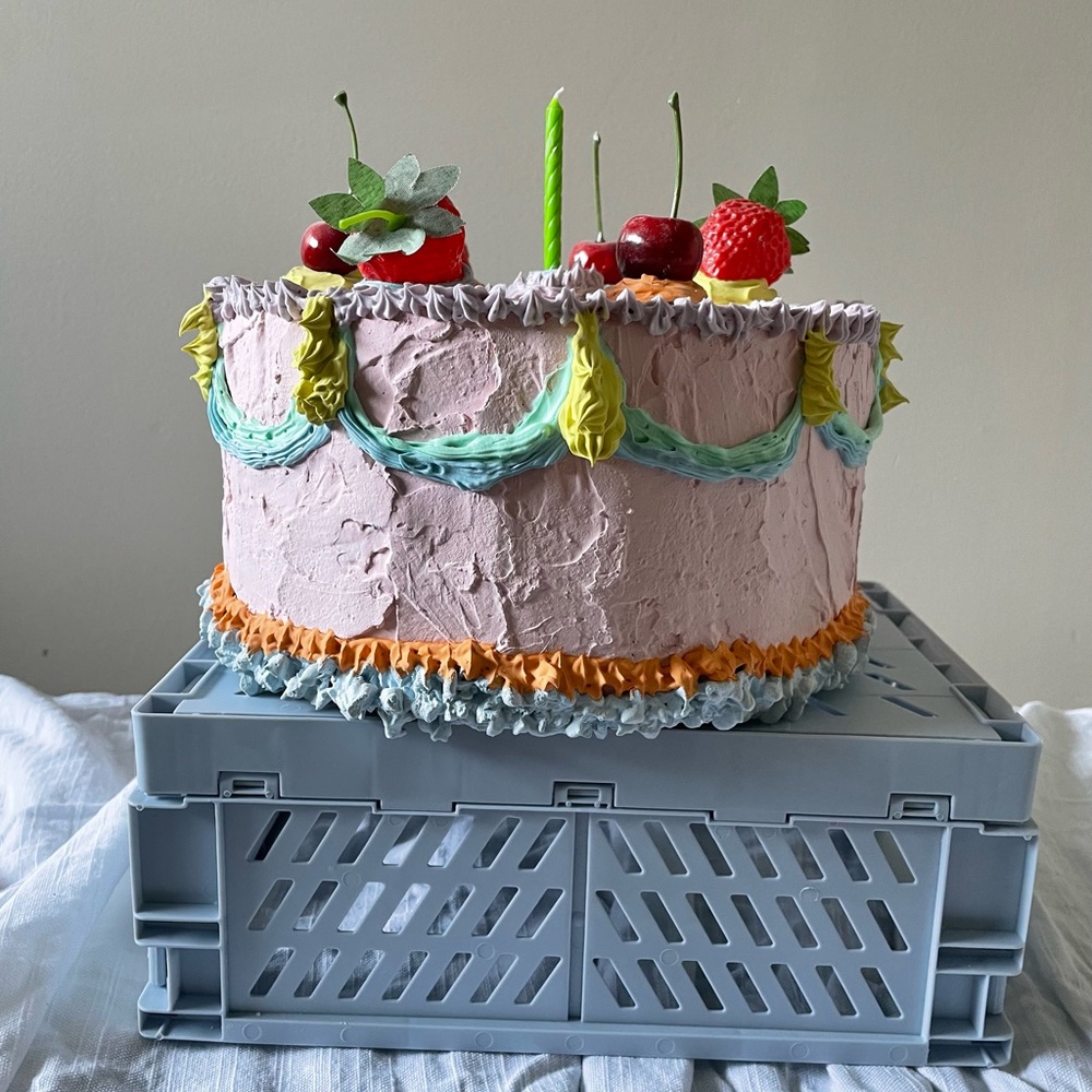 Fake cake